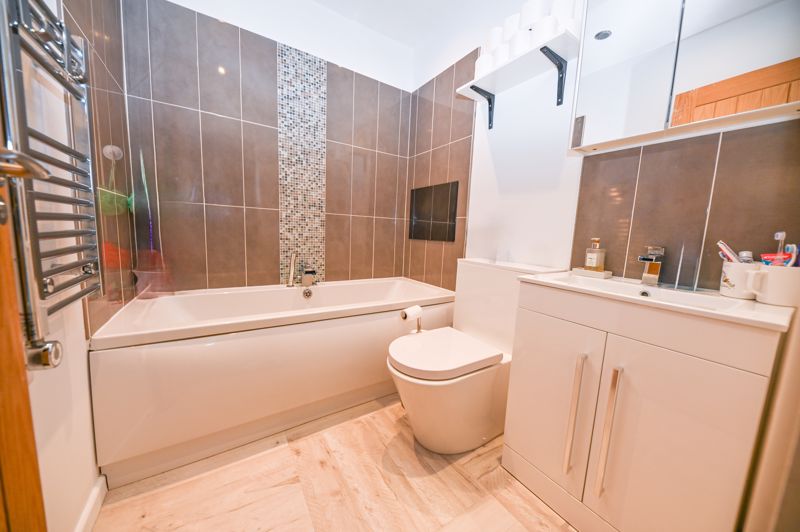 Green Lane Clanfield